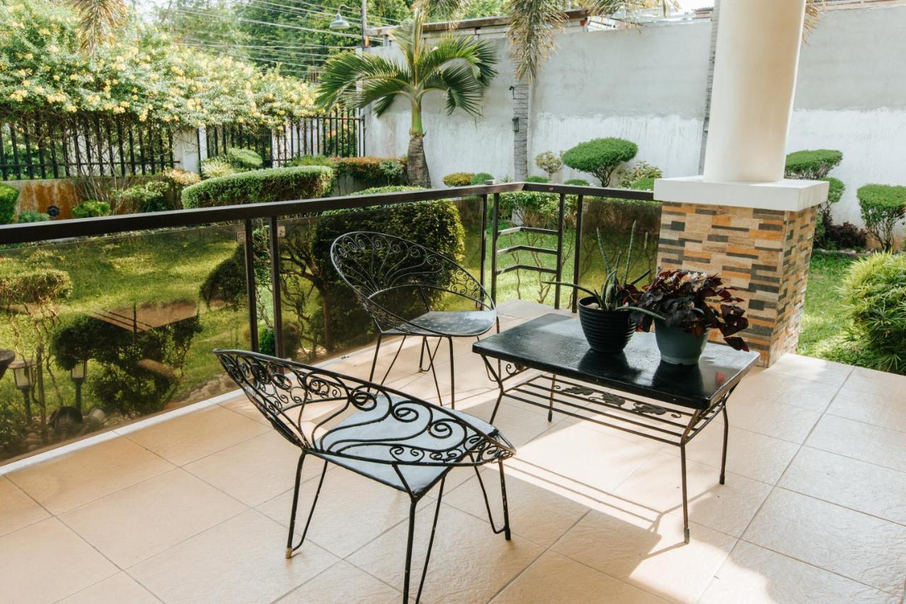 Bahay Ni Kikay Vacation Rental - Wifi Included General Santos City Kültér fotó